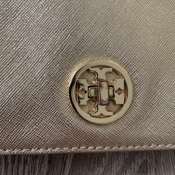 TORY BURCH leather gold clutch - Picture 2 of 11
